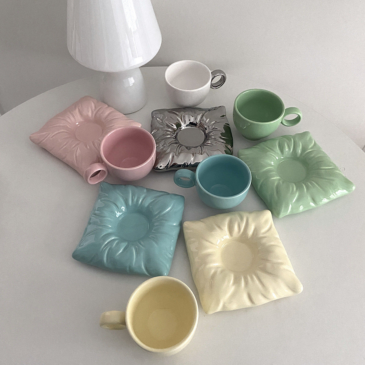 Nordic Style Ceramic Cup With Pillow