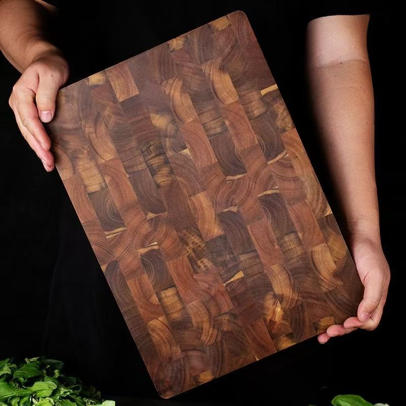 Grid Pattern Solid Wood Cutting Board