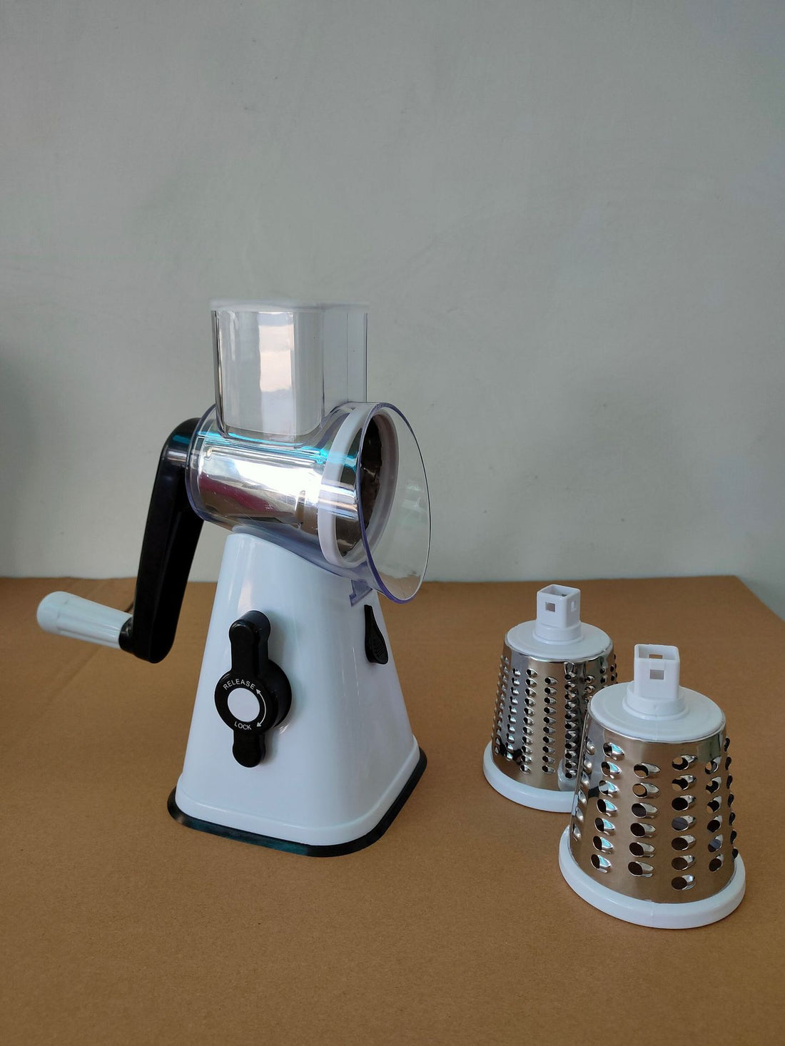 Multi-functional Vegetable Cutter